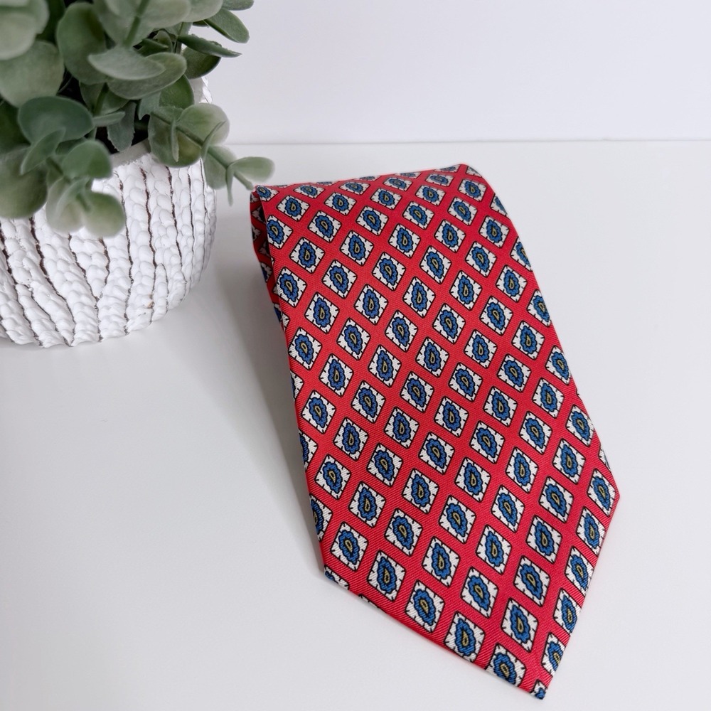 Paul Fredrick Mens Silk Necktie Red Blue Geometric 3‎ 3/4" X 58" Workwear Preppy